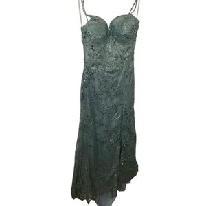 Elegant Green Open Back Beading And Sequin Gown SZ 8